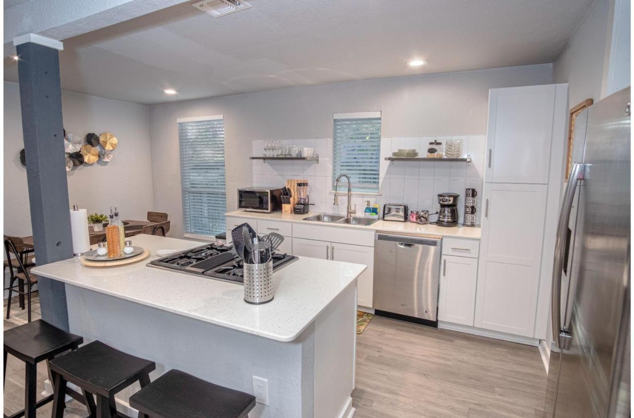 Stylish 4 Br2Ba Renovated Home Near Downtown 圣安东尼奥 外观 照片