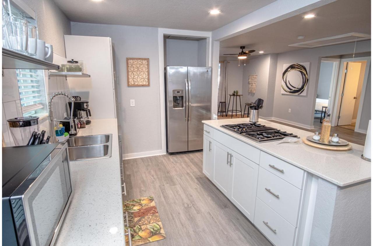 Stylish 4 Br2Ba Renovated Home Near Downtown 圣安东尼奥 外观 照片