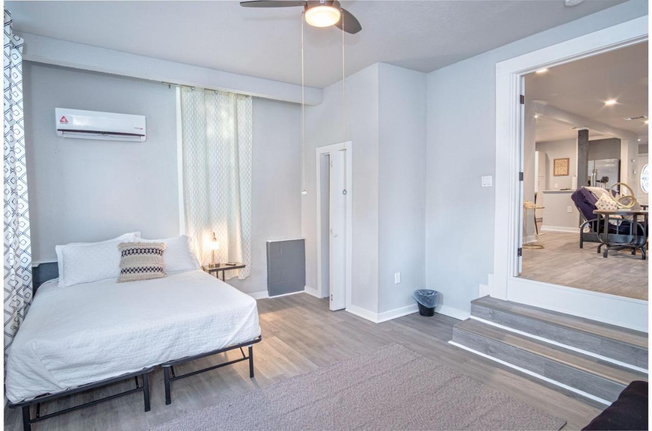 Stylish 4 Br2Ba Renovated Home Near Downtown 圣安东尼奥 外观 照片