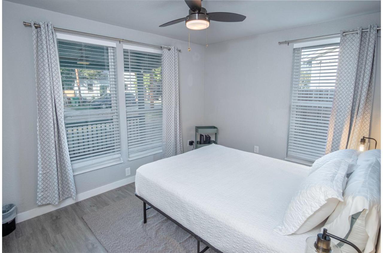 Stylish 4 Br2Ba Renovated Home Near Downtown 圣安东尼奥 外观 照片